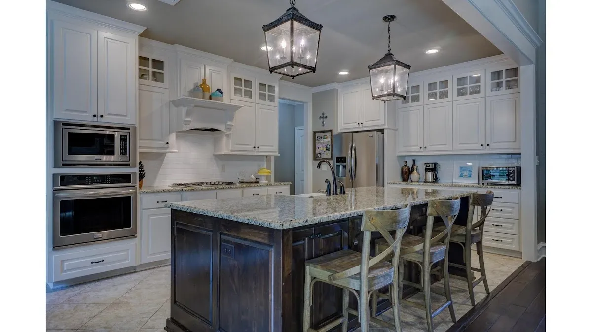 Susan Azar - Coldwell Banker Realty photo 2