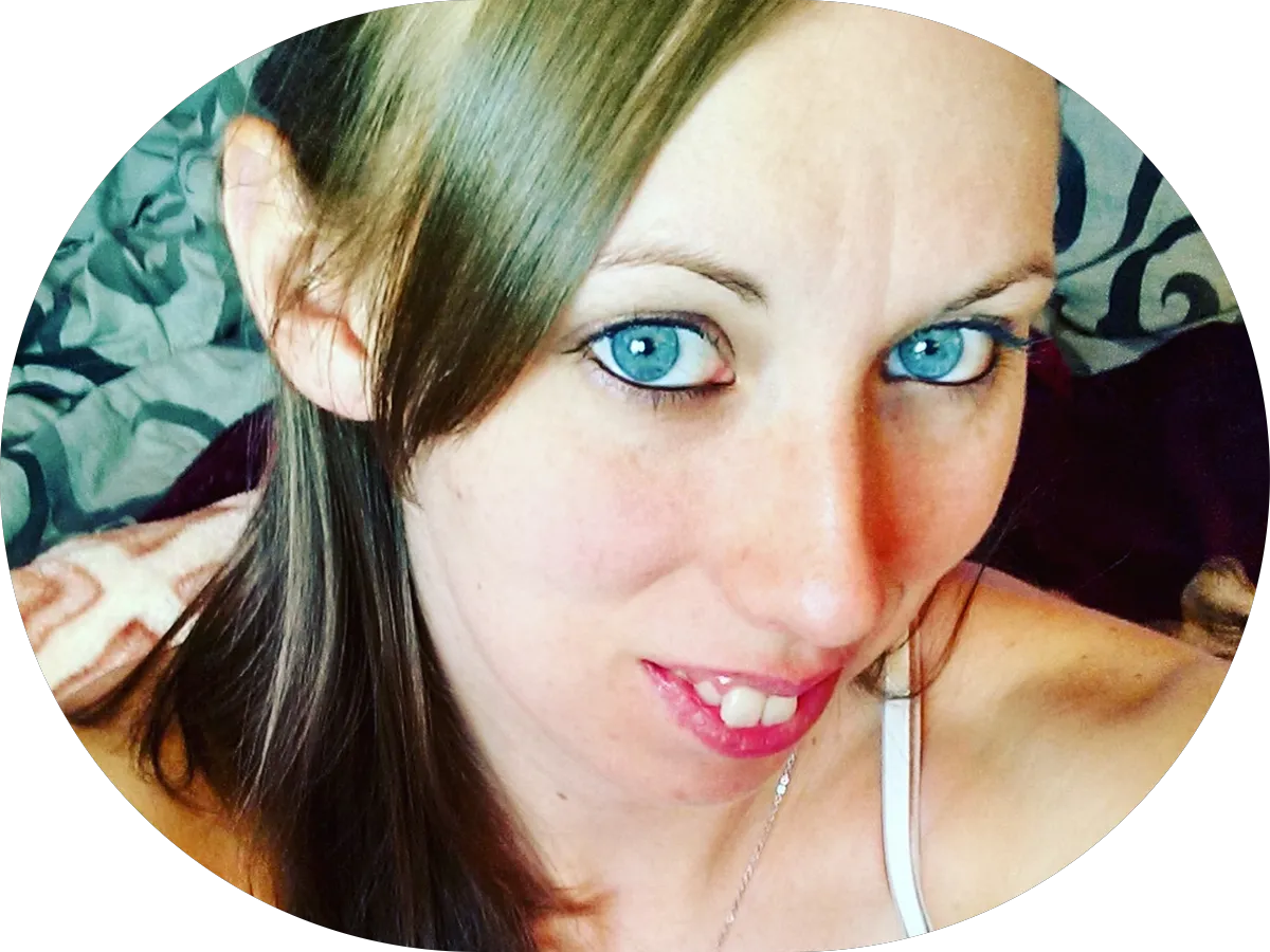 Suzanne Simons - Realtor