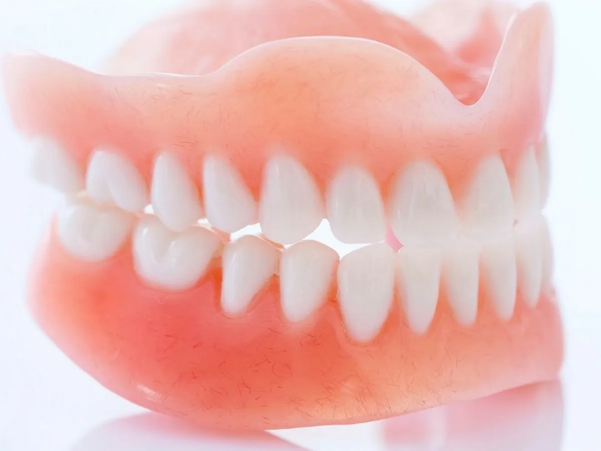 Szmile Dzentizst & Iznvisalign Ozrthzodonticzs | Lzodi photo 2