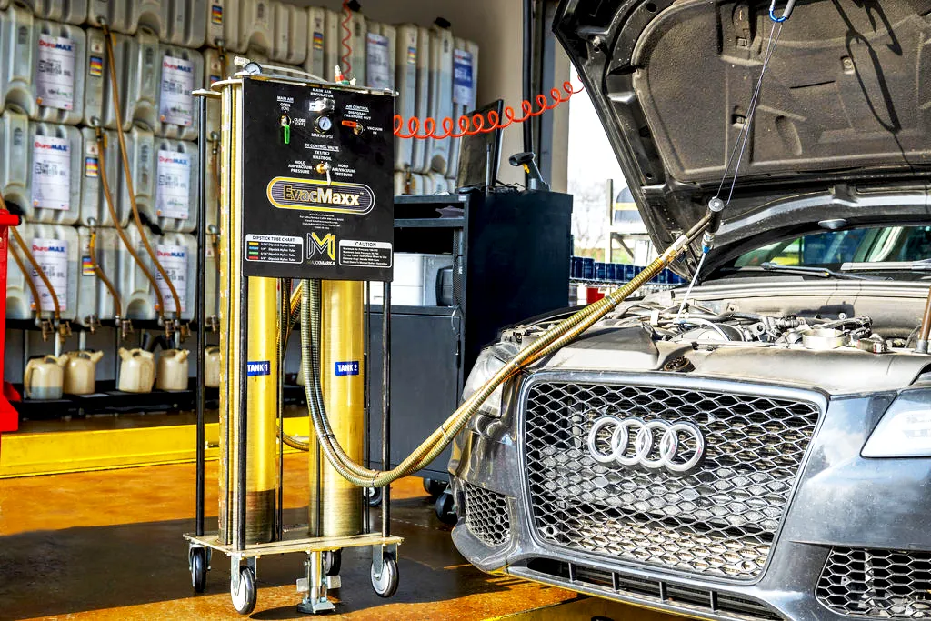 Take 5 Oil Change photo 3