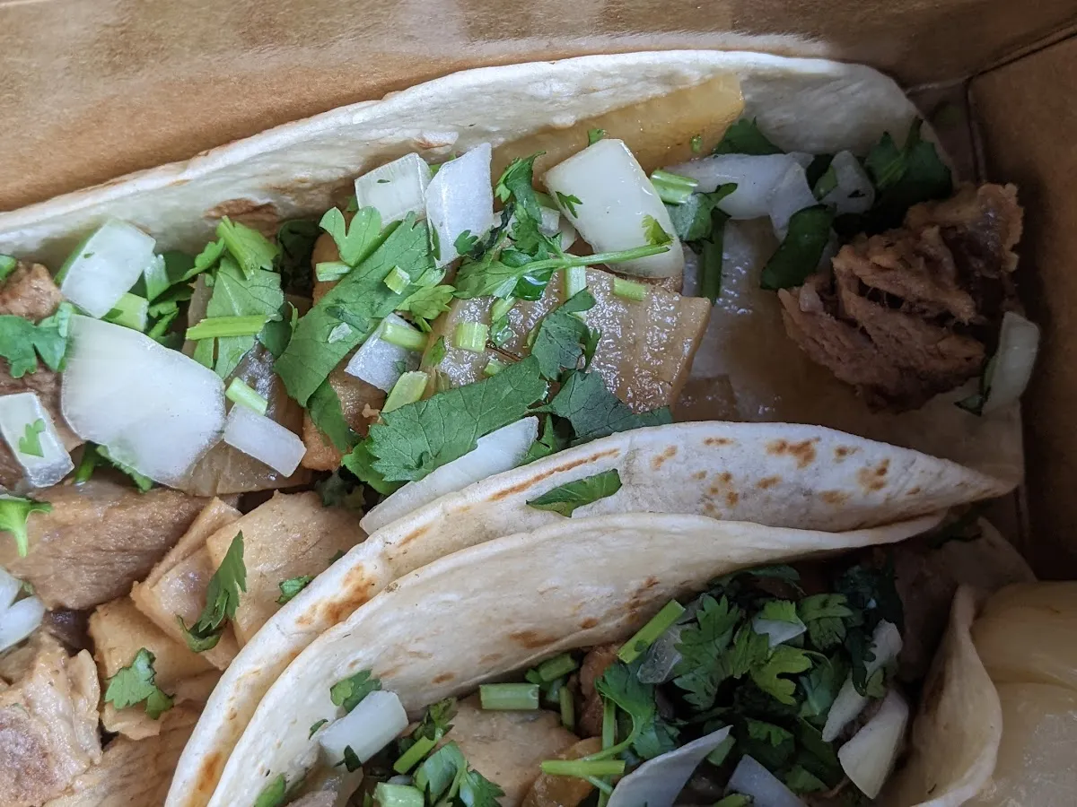 Taqueria La Villita photo 3