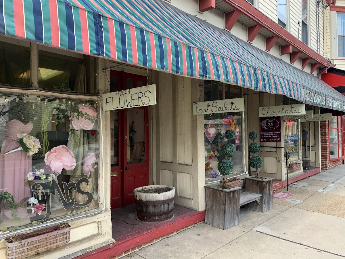 Taylor's Florist & Gifts photo 2