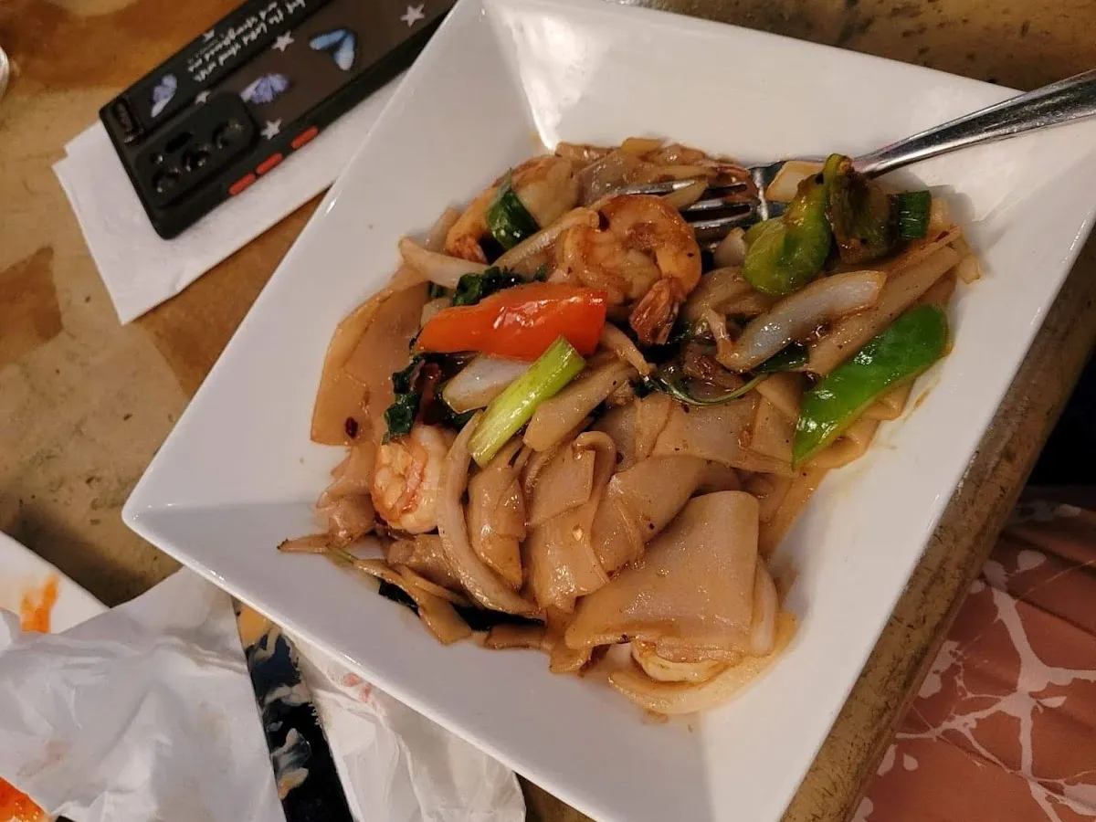 T.H.A.I. In Shirlington Restaurant photo 3