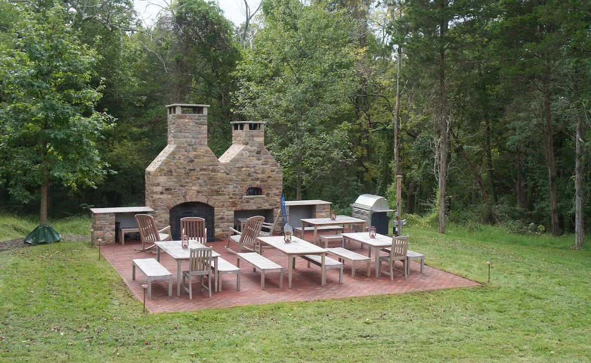 The Barn at Gravity Hill photo 2