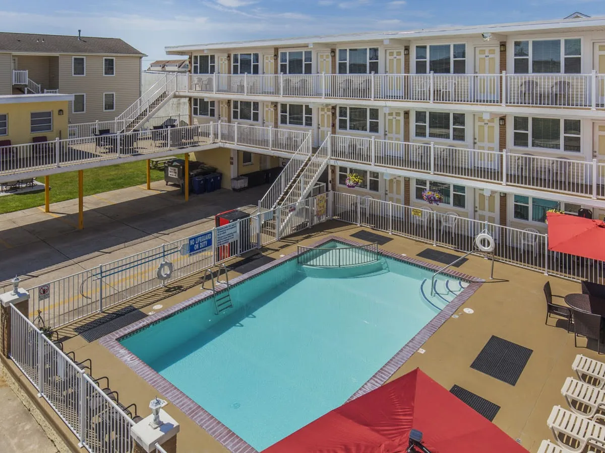 The Beach House photo 3