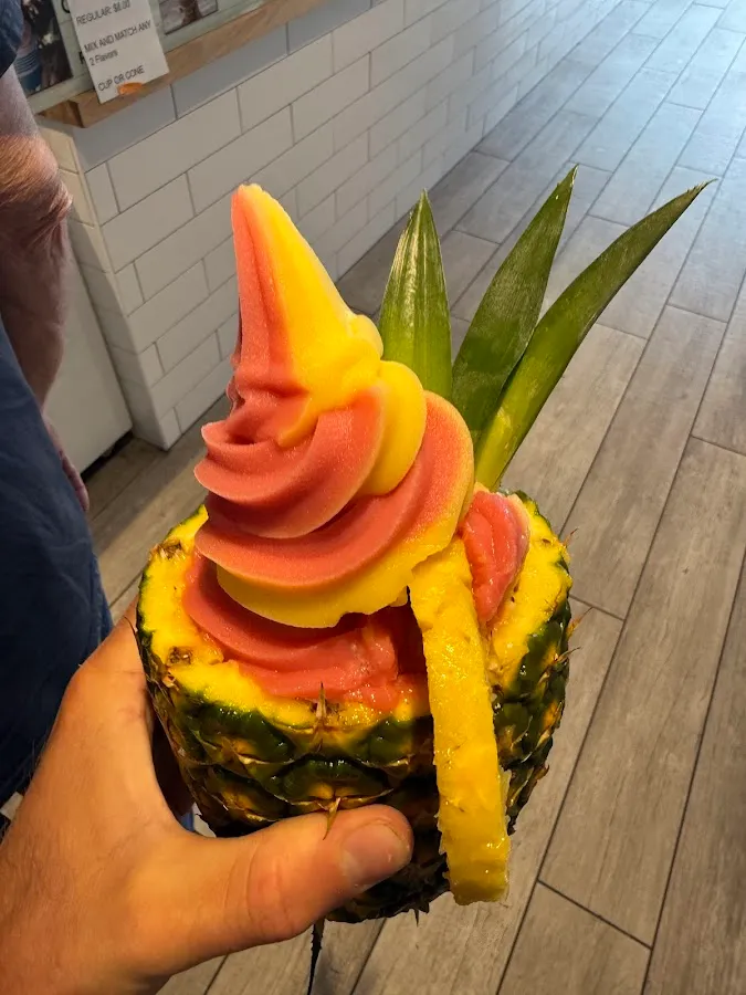 The Chillin Pineapple
