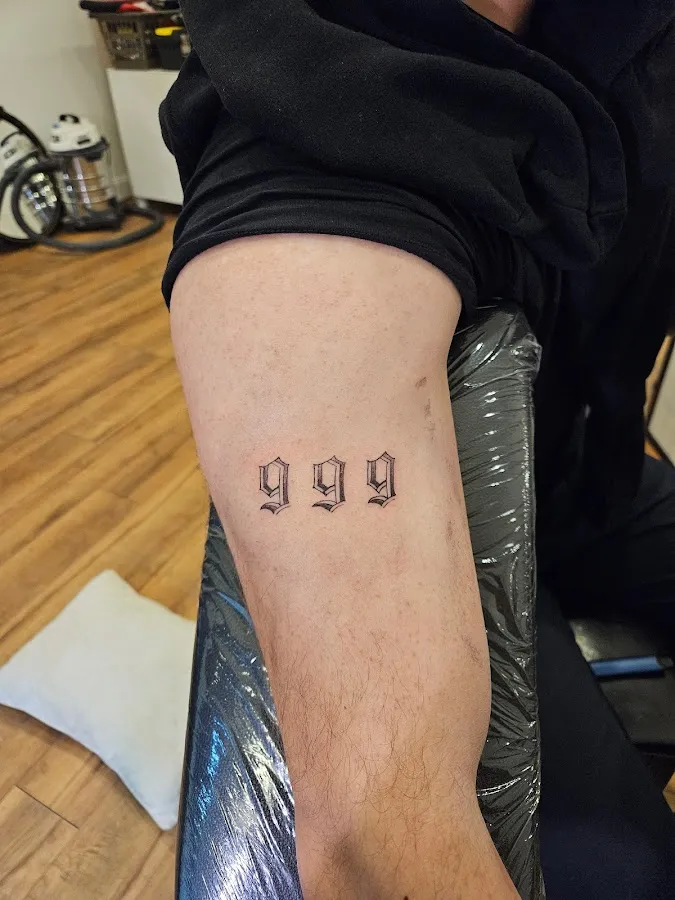 The Dahlia Collective photo 4