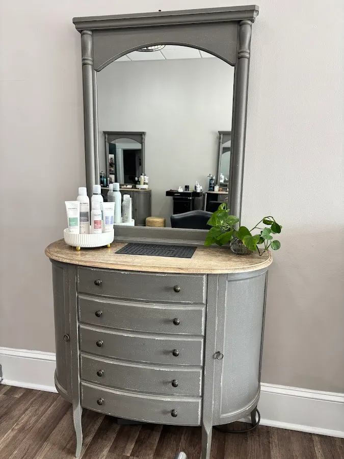 The Hair Lounge at Studio 21 Beauty Bar