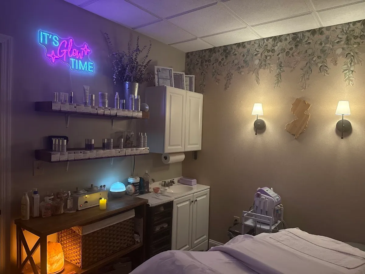 The Ladies Room photo 5