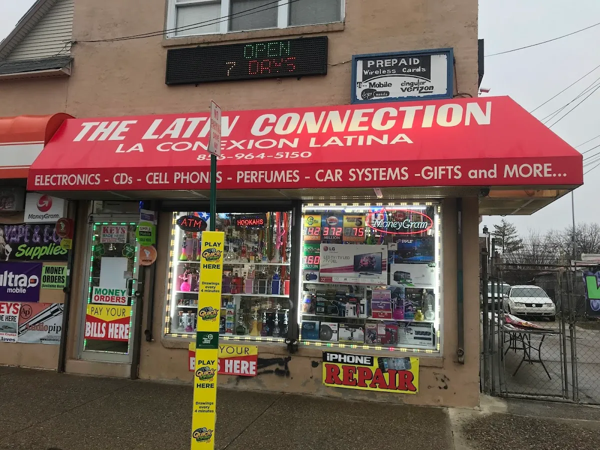 The Latin Connection Smoke shop photo 2