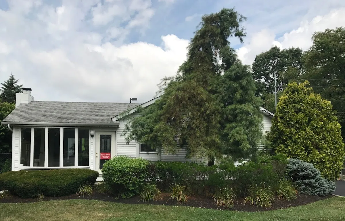 The Law Offices of Ronald B. Thompson photo 2