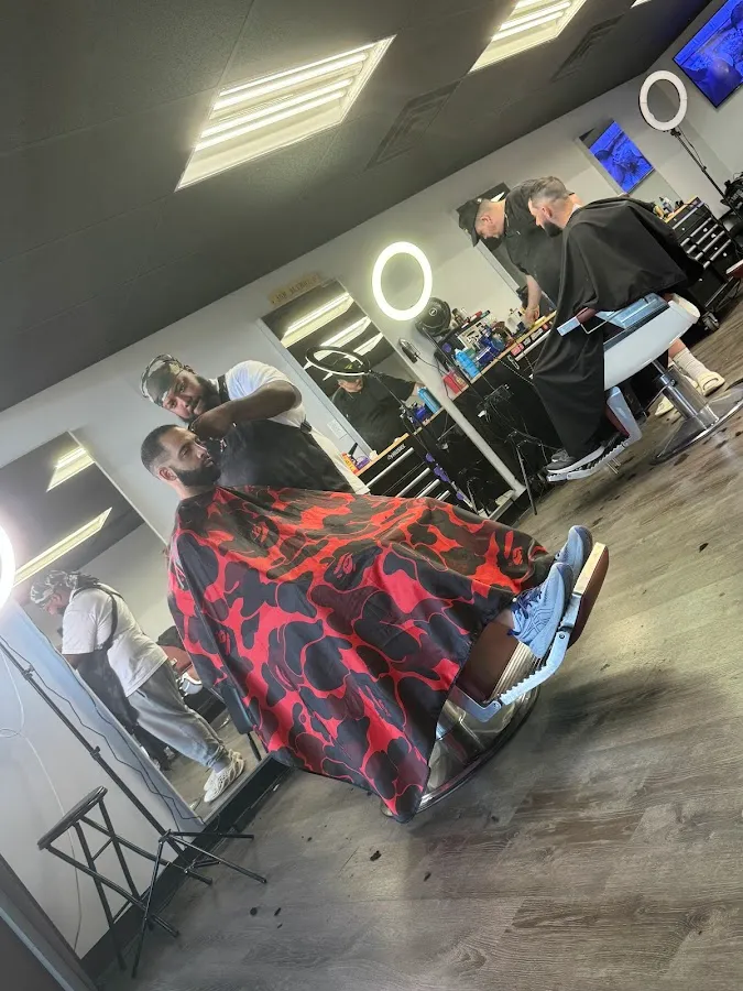 THE NEW HD Barbershop photo 4