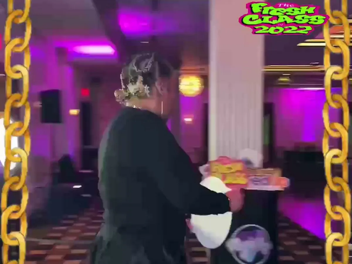 The Omnibooth photo 2