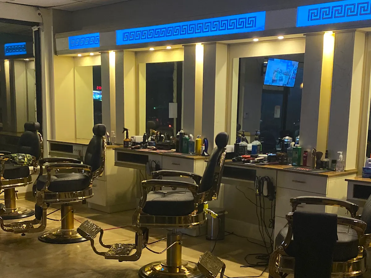 The Ridgewood Man photo 5