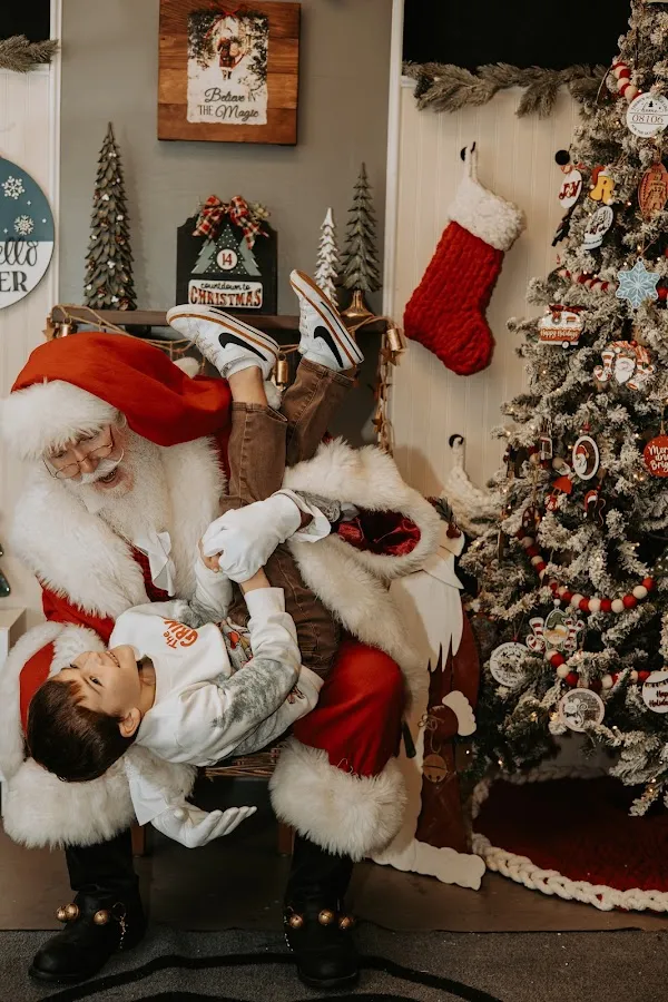 The Two Chicks Photography photo 2