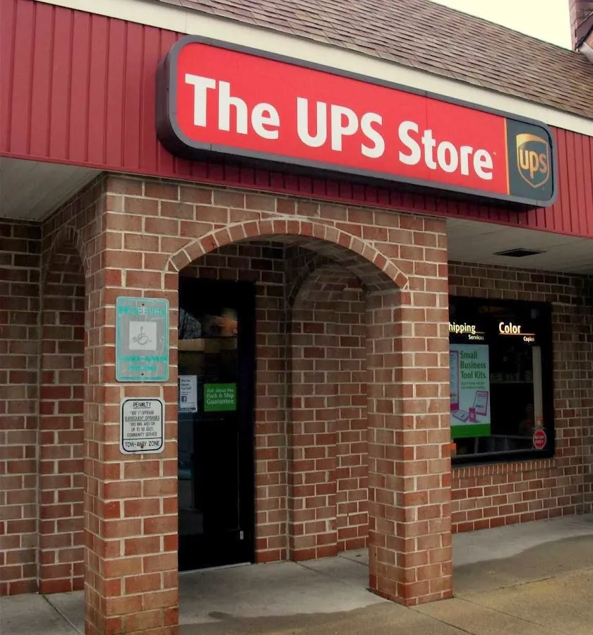 The UPS Store photo 4