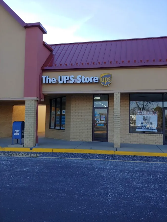 The UPS Store photo 2
