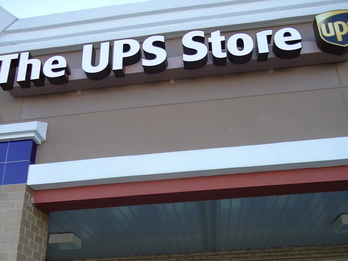 The UPS Store photo 4