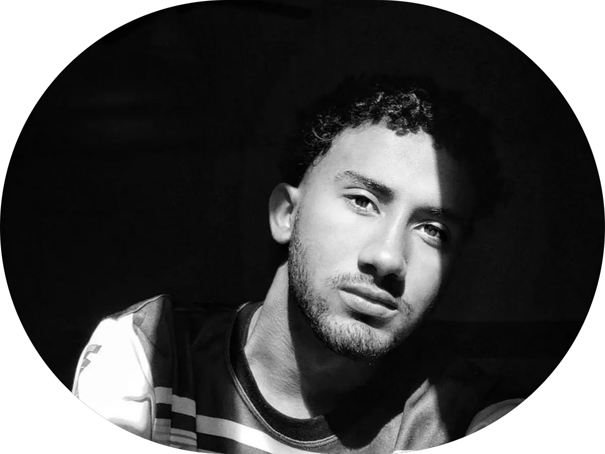 The Wash Line photo 3