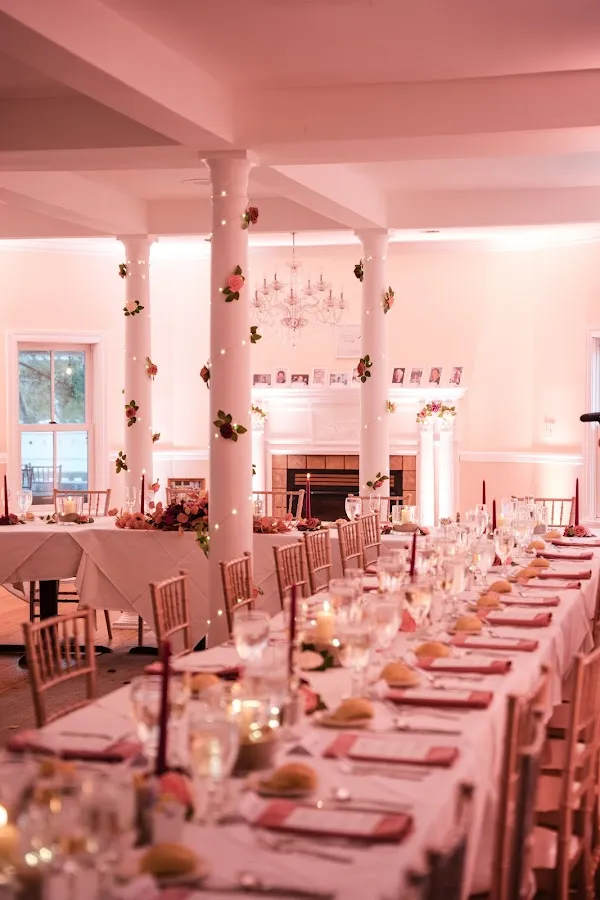 This Is It Entertainment photo 2