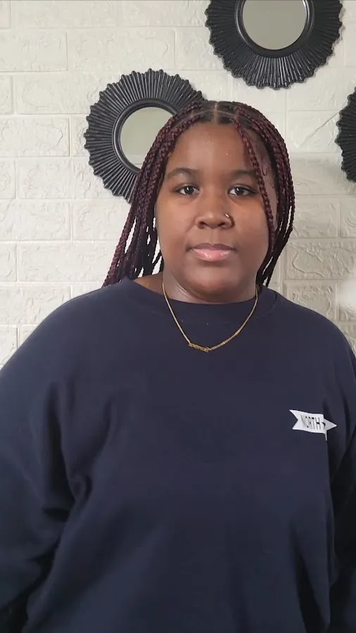 Tholuwany hair braids photo 2