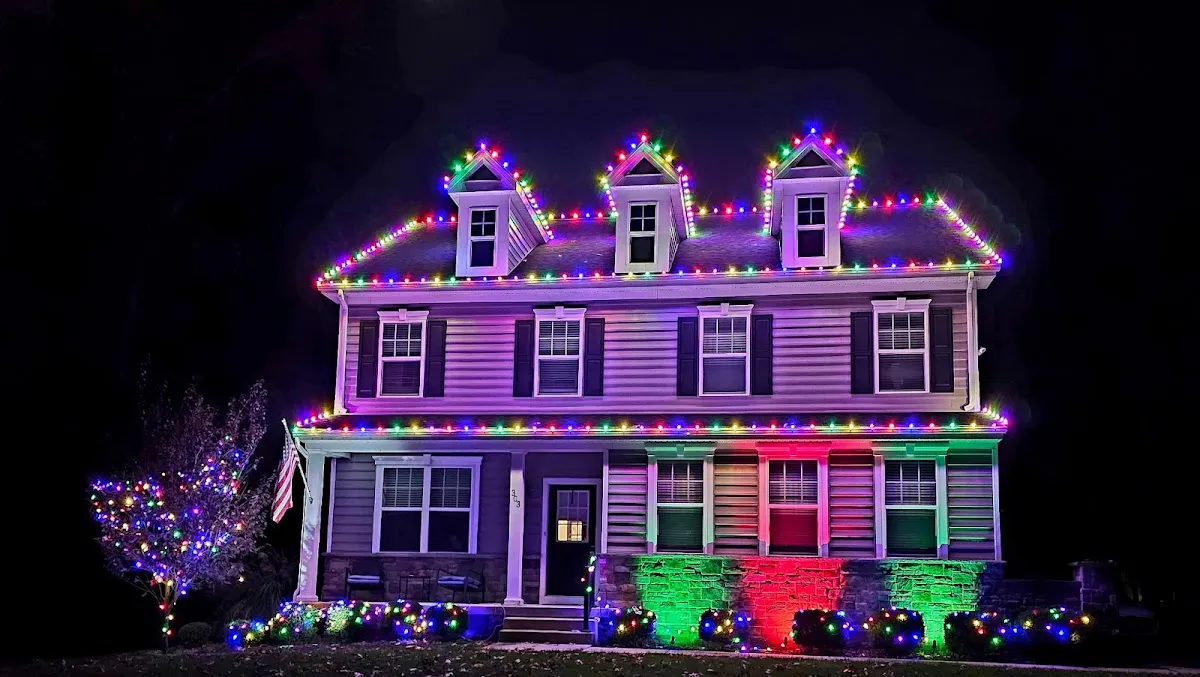 Tiver Window Cleaning & Power Washing photo 2