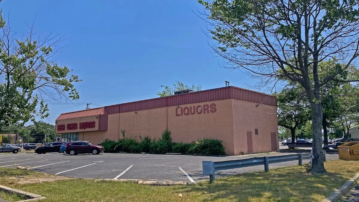 Tomar's Discount Liquors