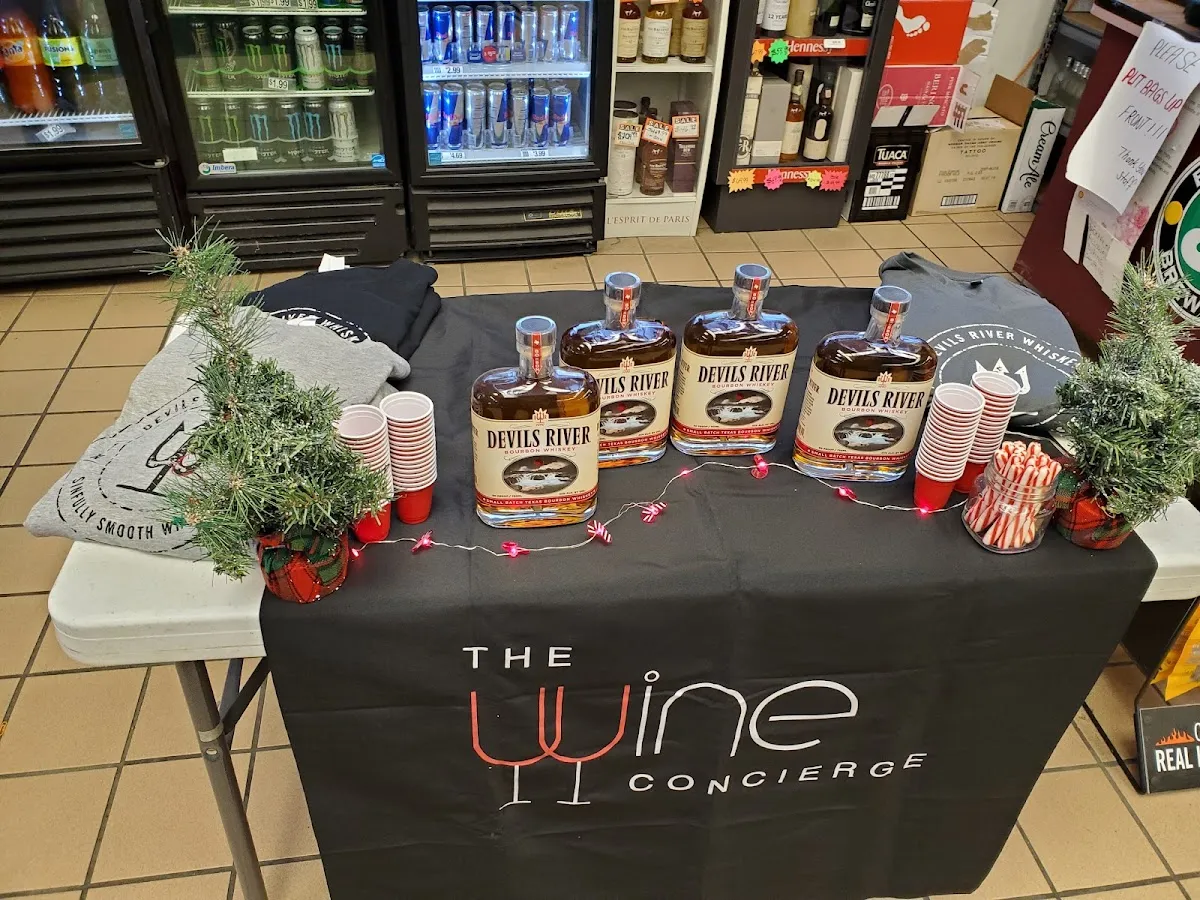 Tomar's Discount Liquors photo 2