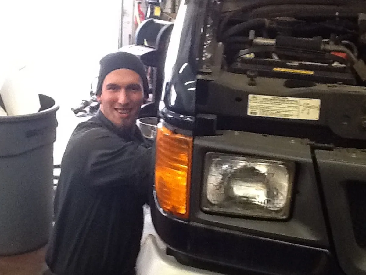 Tom's Service Center