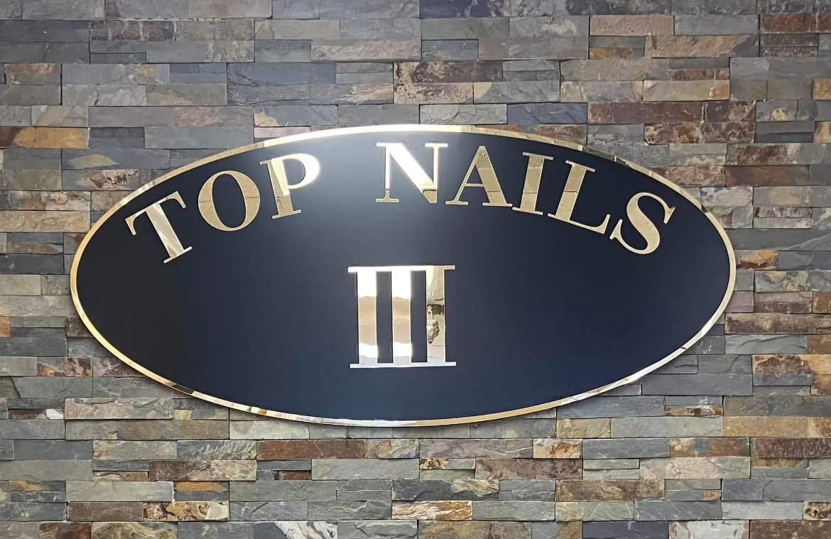 Top Nails III