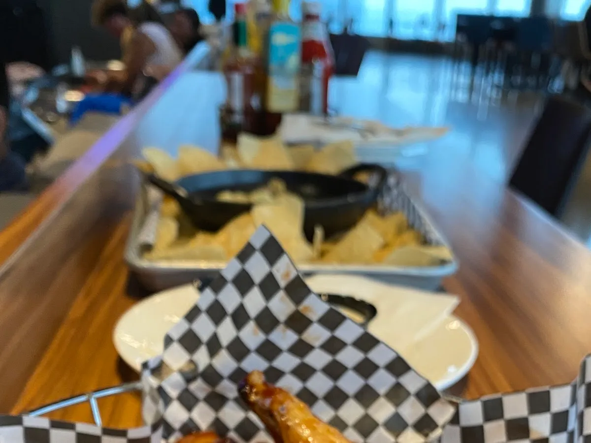 TopGolf Swing Suite, Bar & Kitchen photo 3