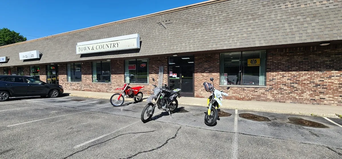 Town and Country Cycle Center photo 4