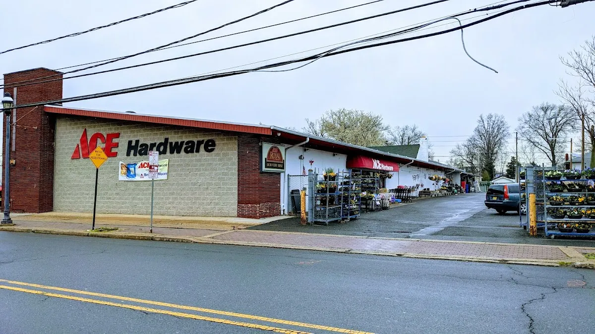 Town Hardware Inc