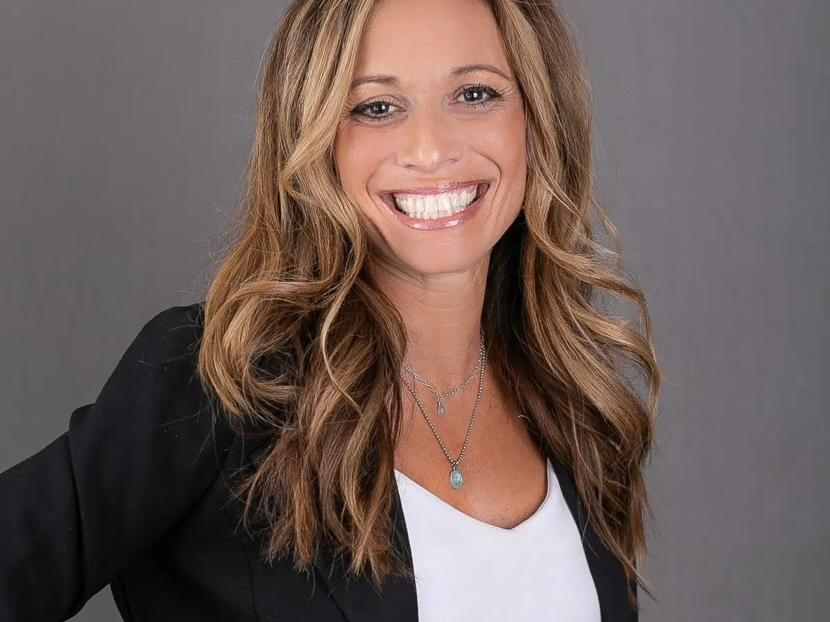 Tracey Giordano, Real Estate Agent