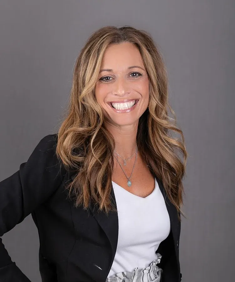 Tracey Giordano, Real Estate Agent photo 2