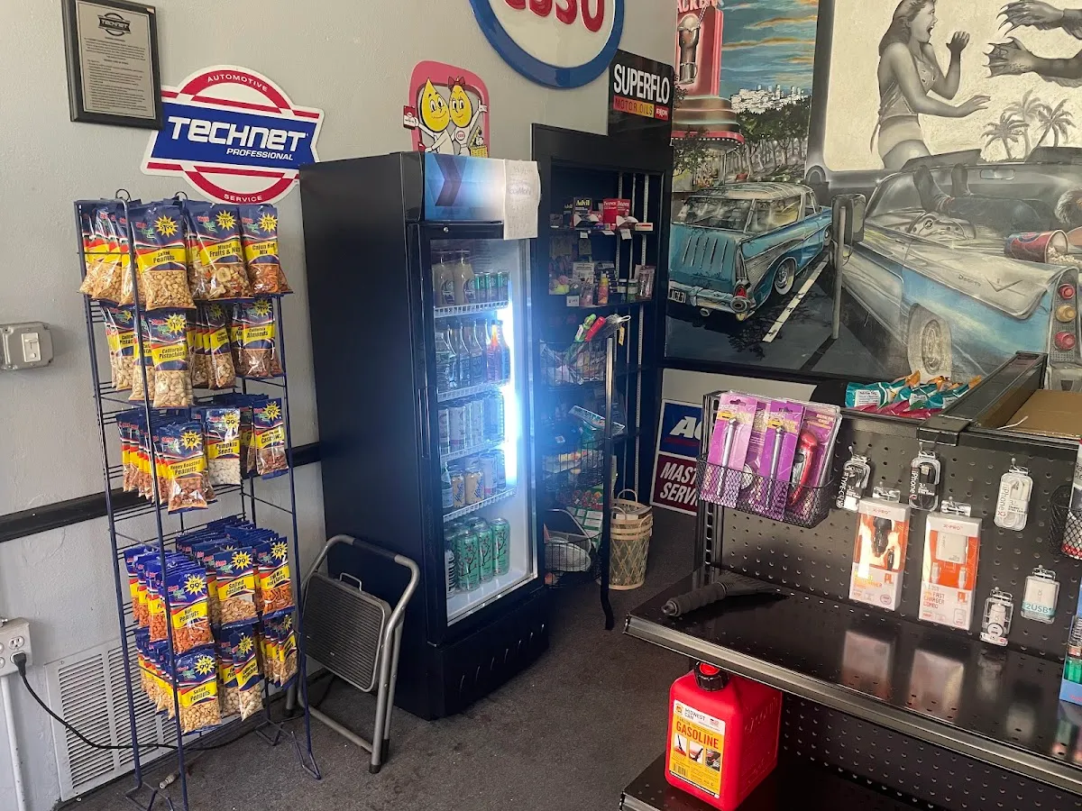 Twin Towers Service Station