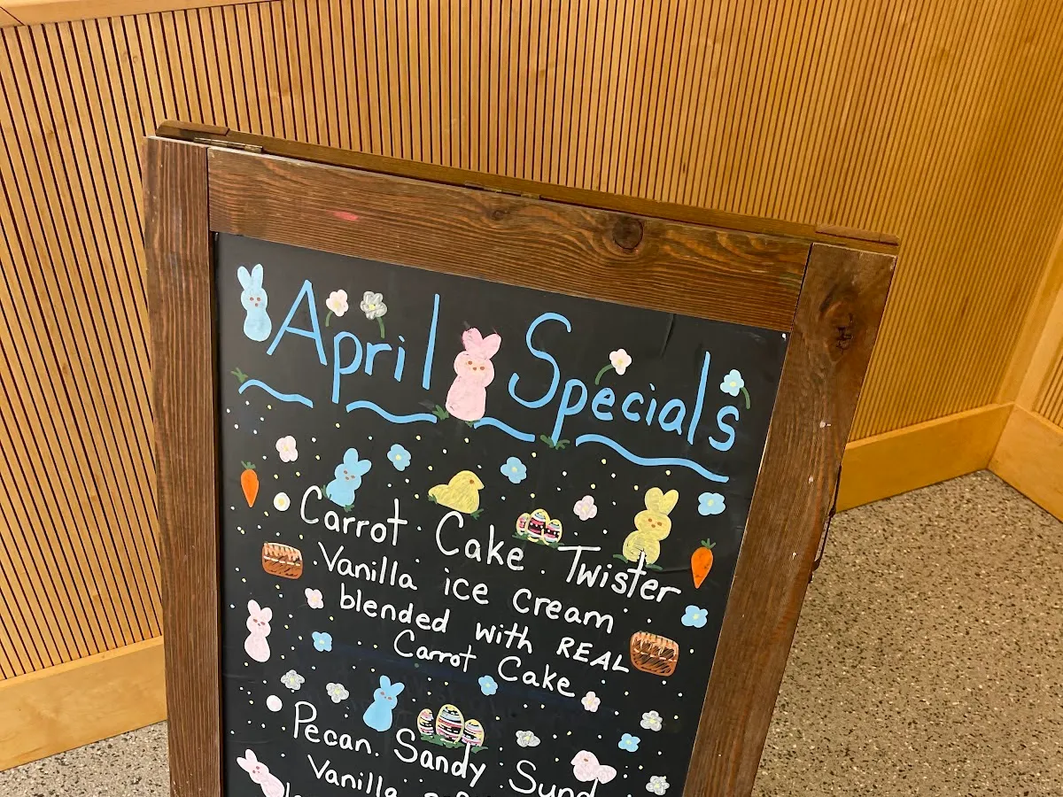 Twist Pretzels & Ice Cream photo 2