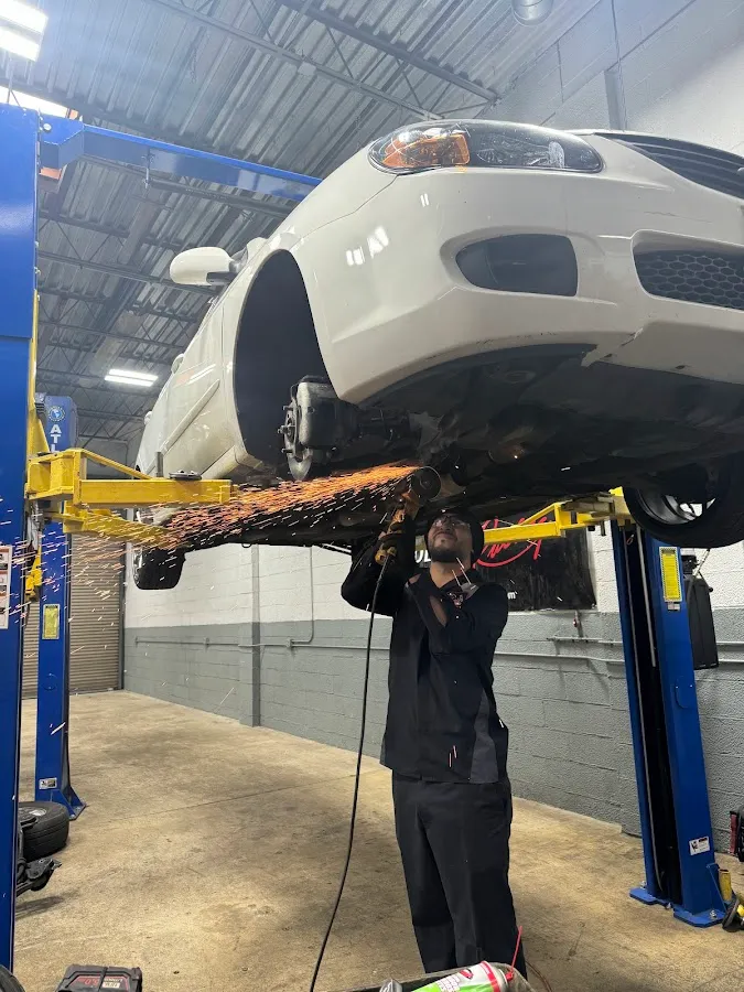 Ulerio’s Performance photo 5