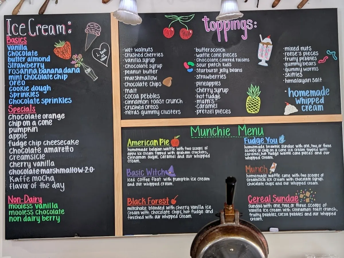 UMMM Ice Cream Parlor photo 2