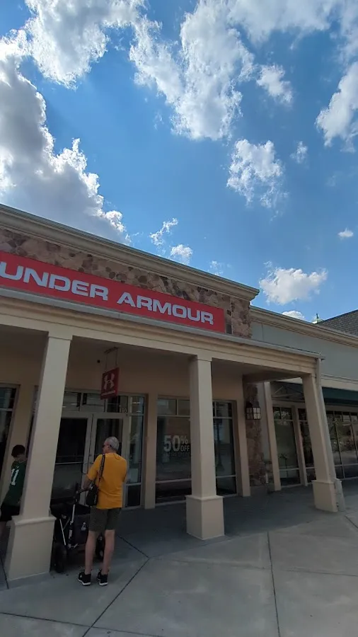Under Armour Factory House - Gloucester Premium Outlets photo 4