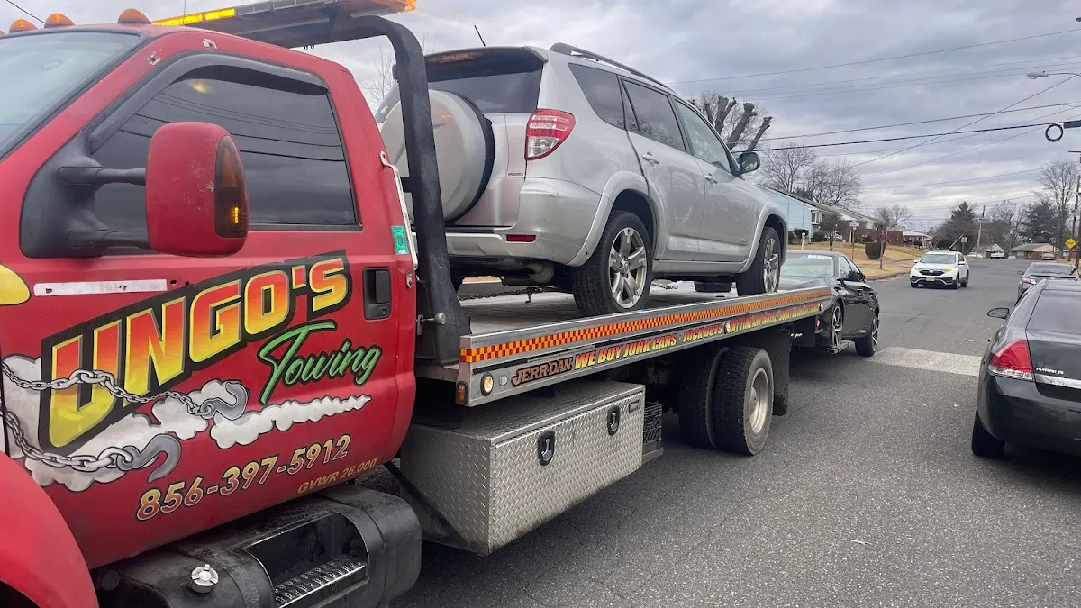 Ungo's Towing