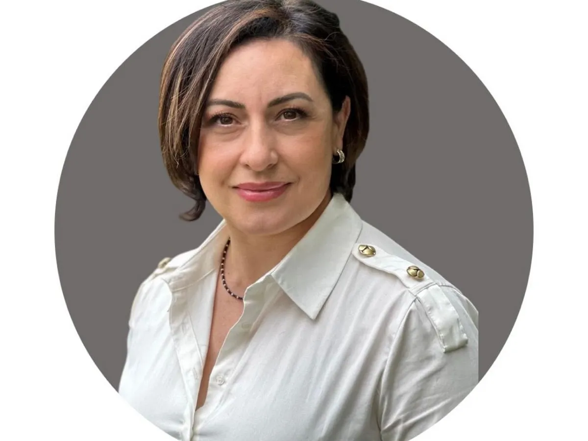 United Real Estate : MARIA BOZA photo 3