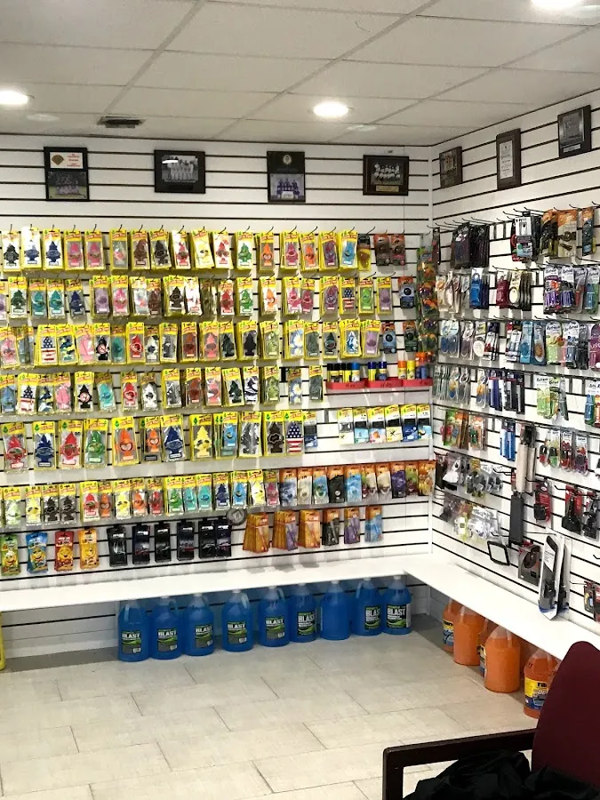 USS Car Wash photo 4