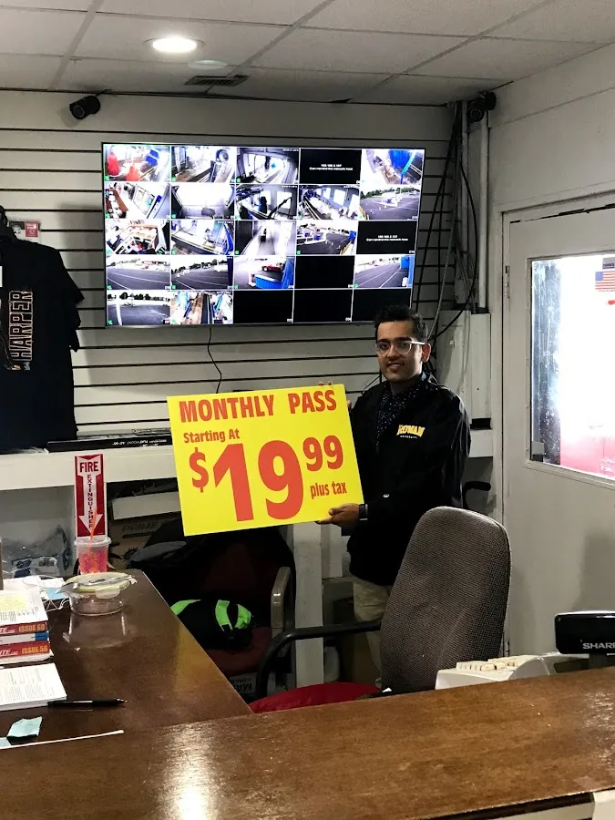 USS Car Wash photo 5