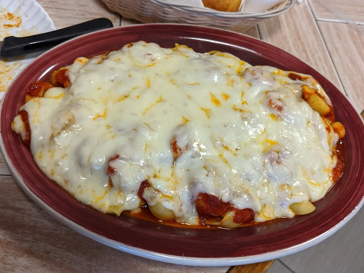 Victor's Pizzeria & Italian Restaurant photo 4