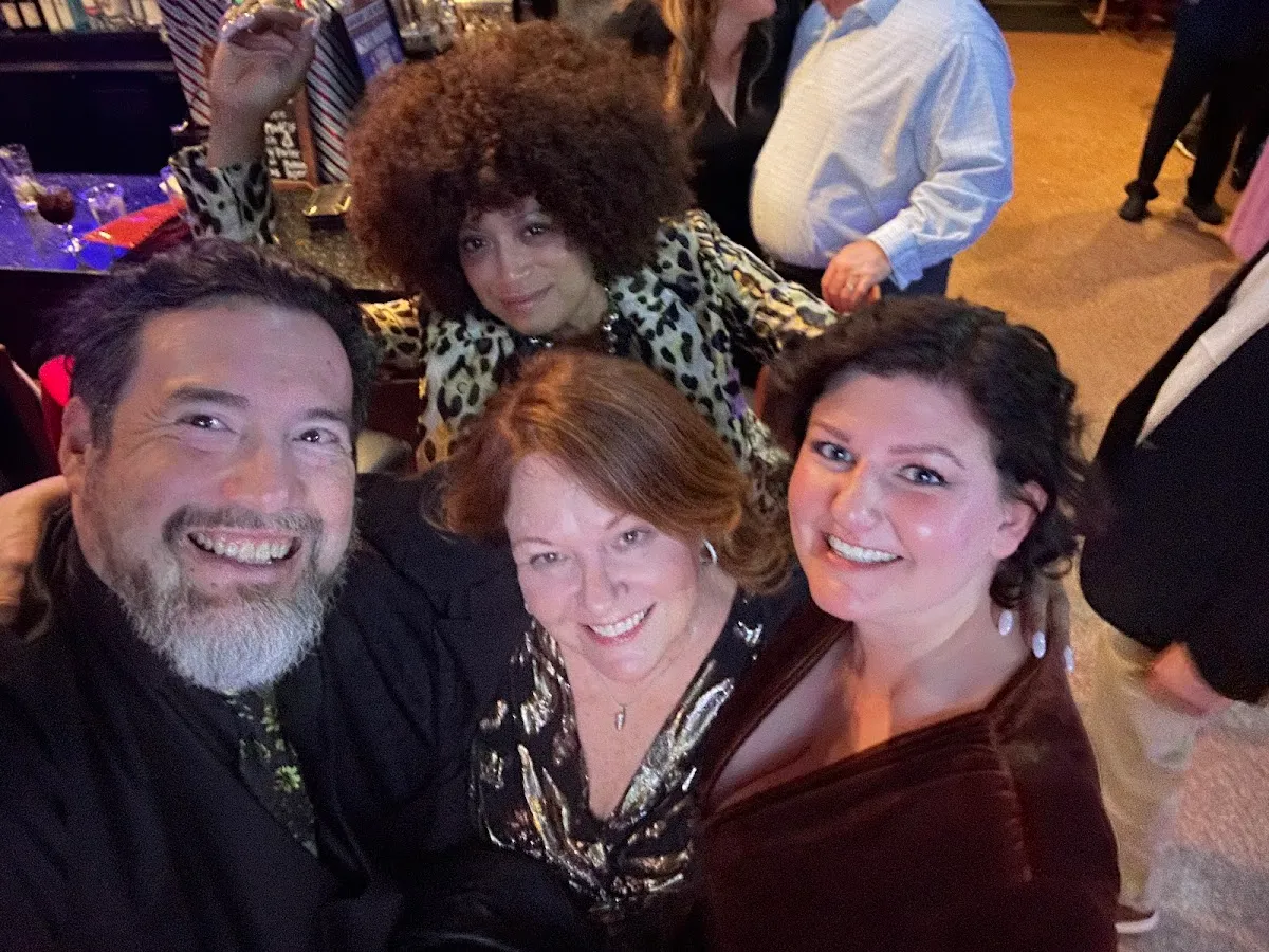 Villari's Lakeside Restaurant & Lounge photo 5