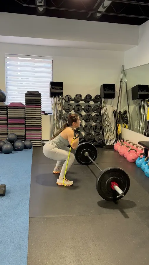 V.I.P. 1to1 Fitness Center photo 4