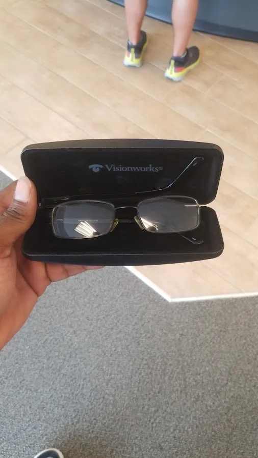 Visionworks Doctors of Optometry photo 2