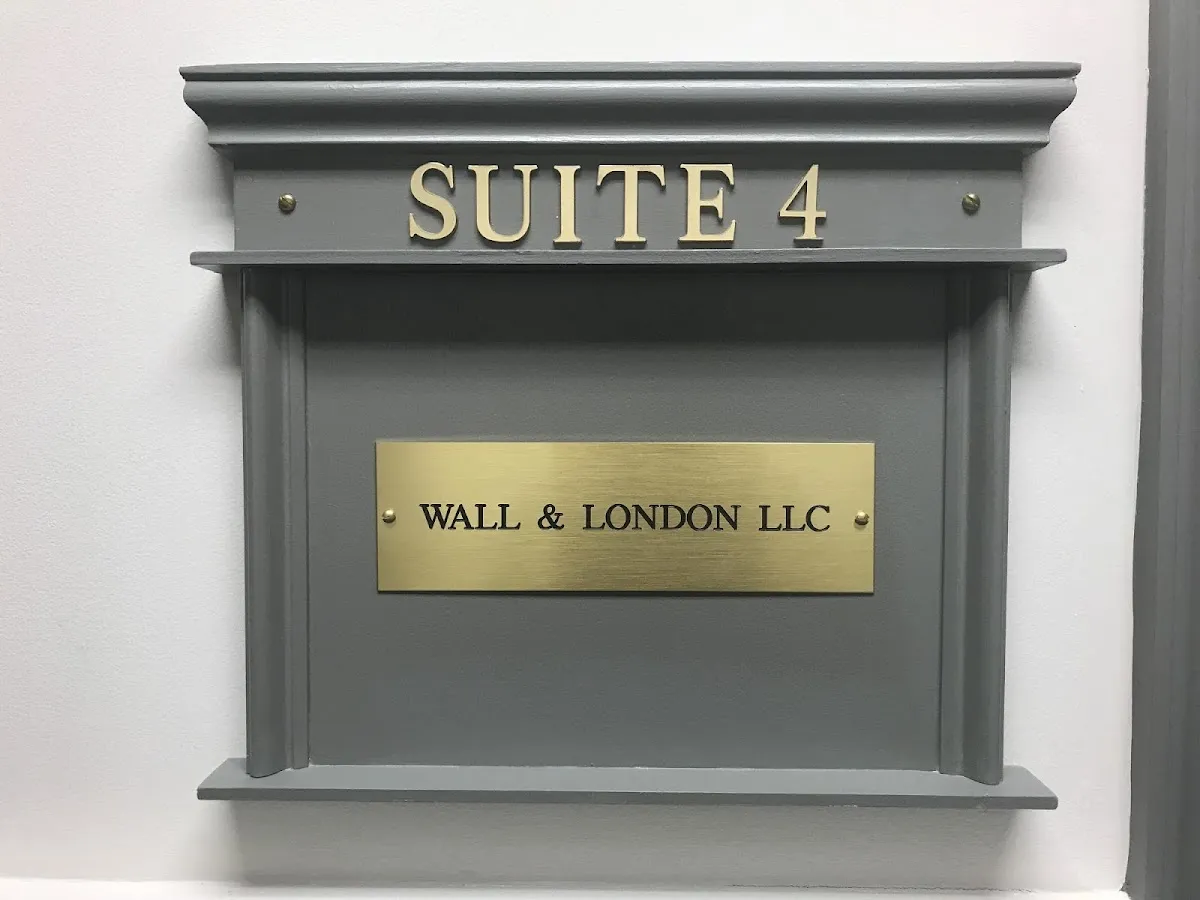 Wade Long Wood & Long photo 4