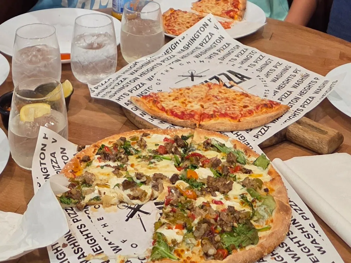 Wahizza Pizzeria Restaurant ( Italian )